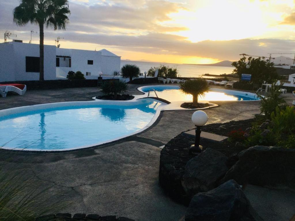 Stunning 2 Bedroom Seafront Apartment プエルト・デル・カルメン エクステリア 写真