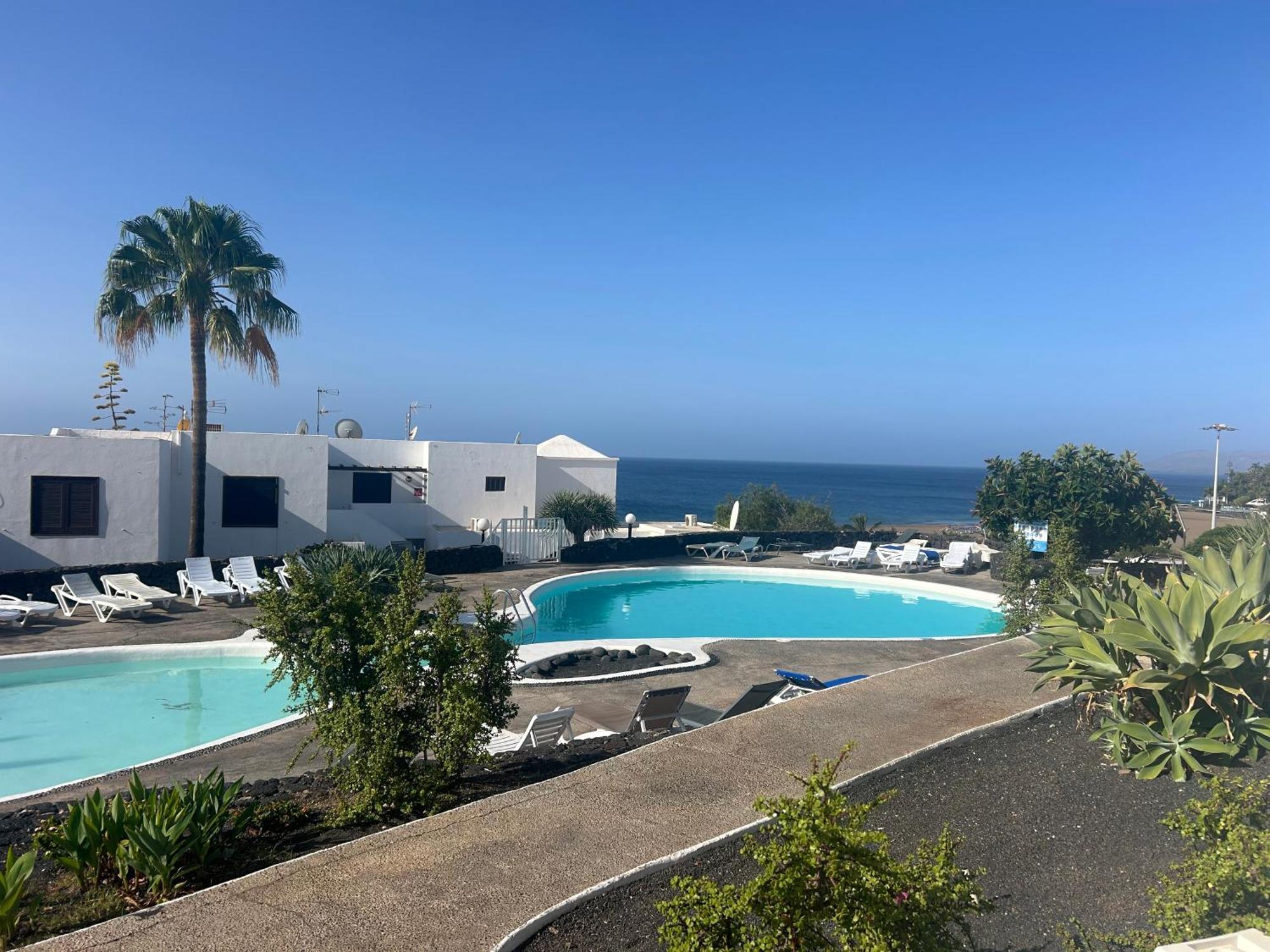 Stunning 2 Bedroom Seafront Apartment プエルト・デル・カルメン エクステリア 写真