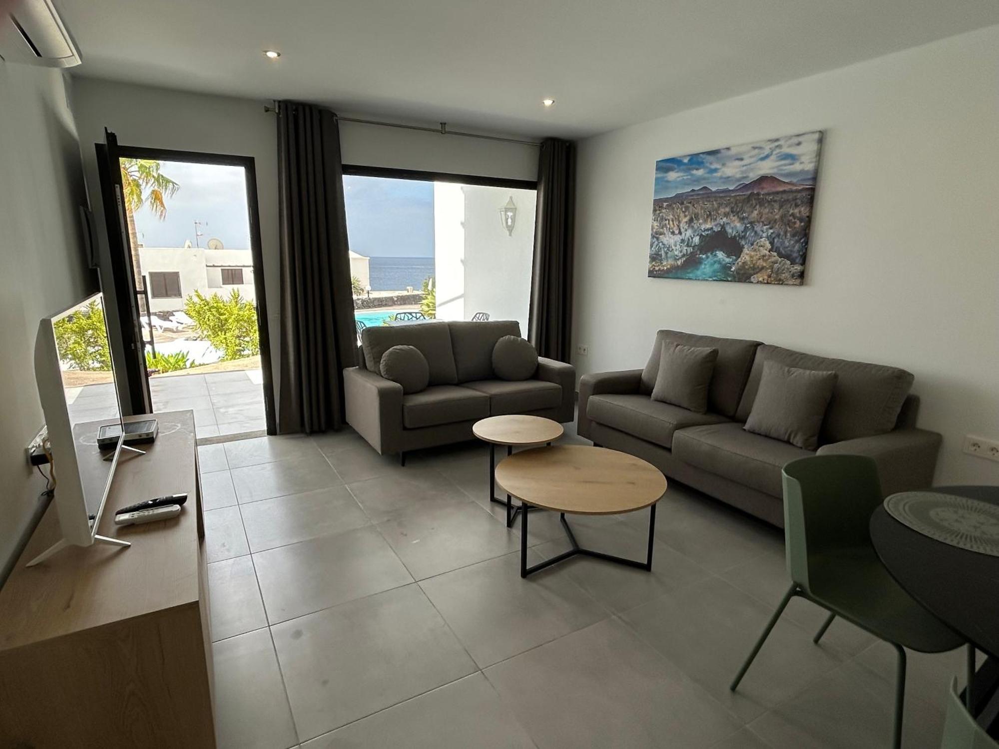 Stunning 2 Bedroom Seafront Apartment プエルト・デル・カルメン エクステリア 写真